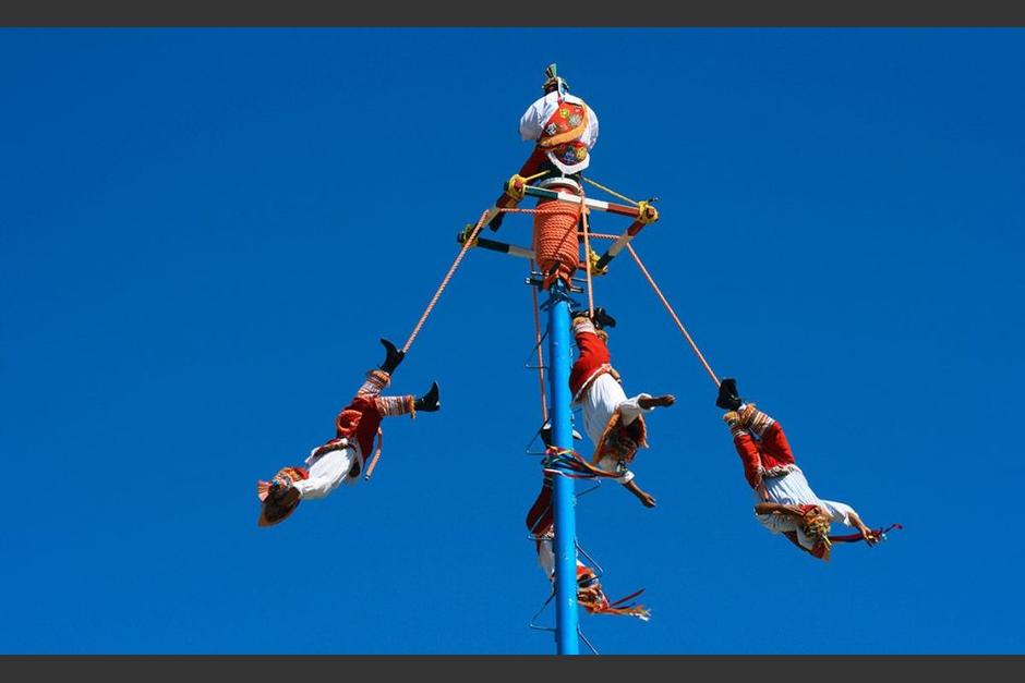 El joven volador sufrió graves heridas y la familia pide colaboración en México para sufragar los gastos hospitalarios. (Foto: Turiméxico)