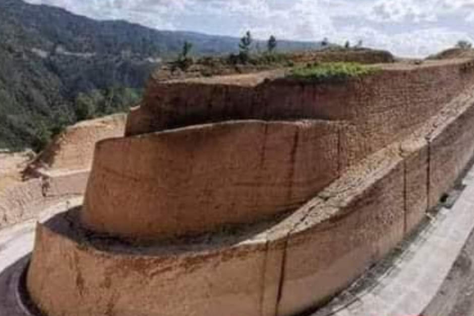 Vecinos llamaron as&iacute; a la nueva ruta de Quich&eacute; a Chimaltenango. (Foto: Knal 4 Quich&eacute;)