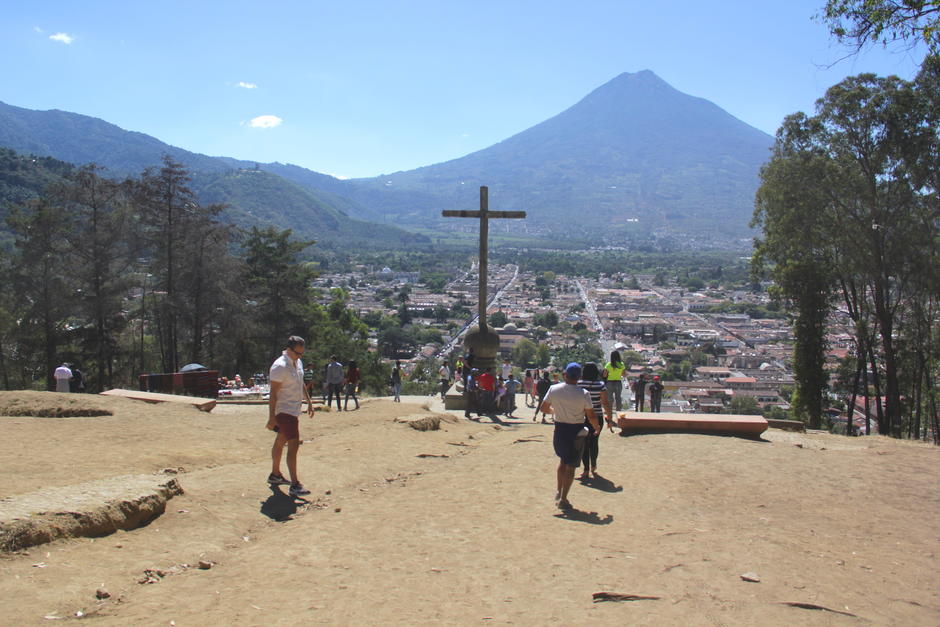 La propuesta tiene como objetivo incentivar el turismo interno, pero de una manera responsable. (Foto: Fredy Hern&aacute;ndez/Soy502)