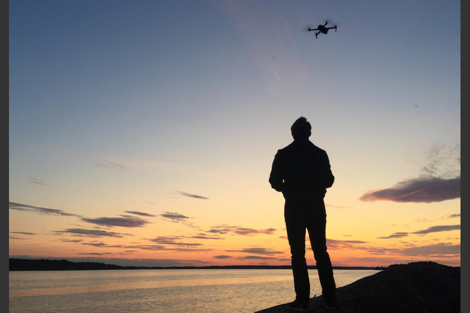 La novelista Micheline Aharonian Marcom basó su última obra en la historia de un migrante guatemalteco. (Foto: shutterstock)