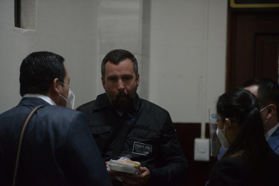 Alejandro Sinibaldi declar&oacute; en el caso Cooptaci&oacute;n del Estado. La declaraci&oacute;n se encuentra bajo reserva. (Foto: Wilder L&oacute;pez/Soy502) 