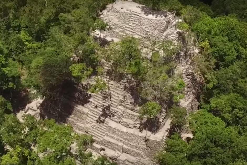 Uno de los tesoros Mayas de Guatemala es el Mirador de la Danta en Pet&eacute;n (Fotograf&iacute;a: Archivo Soy502)