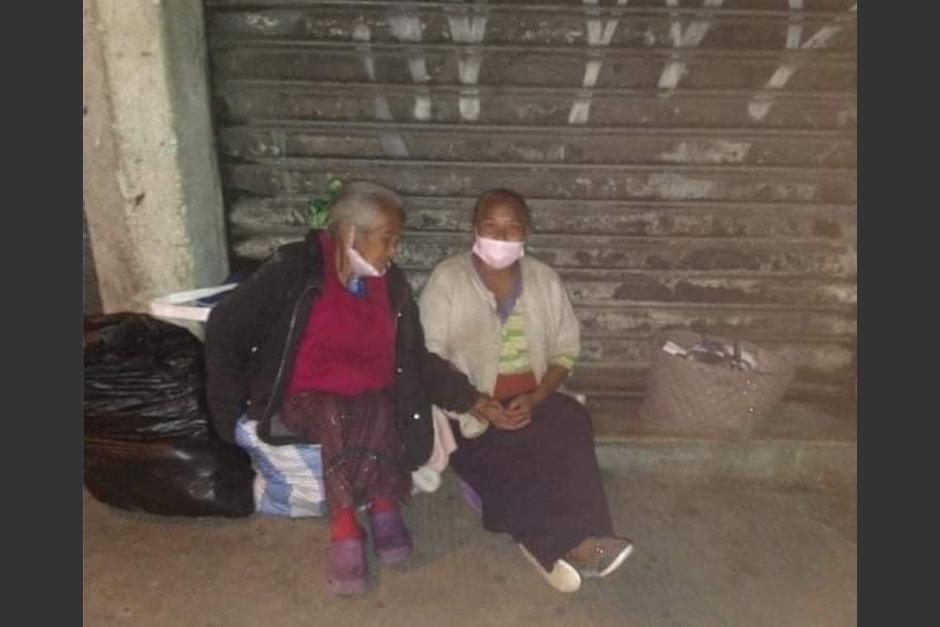 Dos mujeres fueron abandonadas a su suerte por no aportar econ&oacute;micamente en la casa. (Foto: Facebook Guatemala Impresionante)