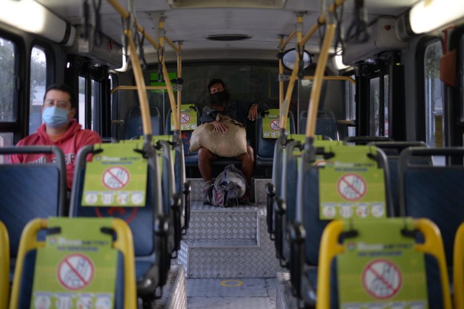 El Transmetro cuenta con espacios exclusivos para personas de la tercera edad. (Foto: Archivo/Soy502)