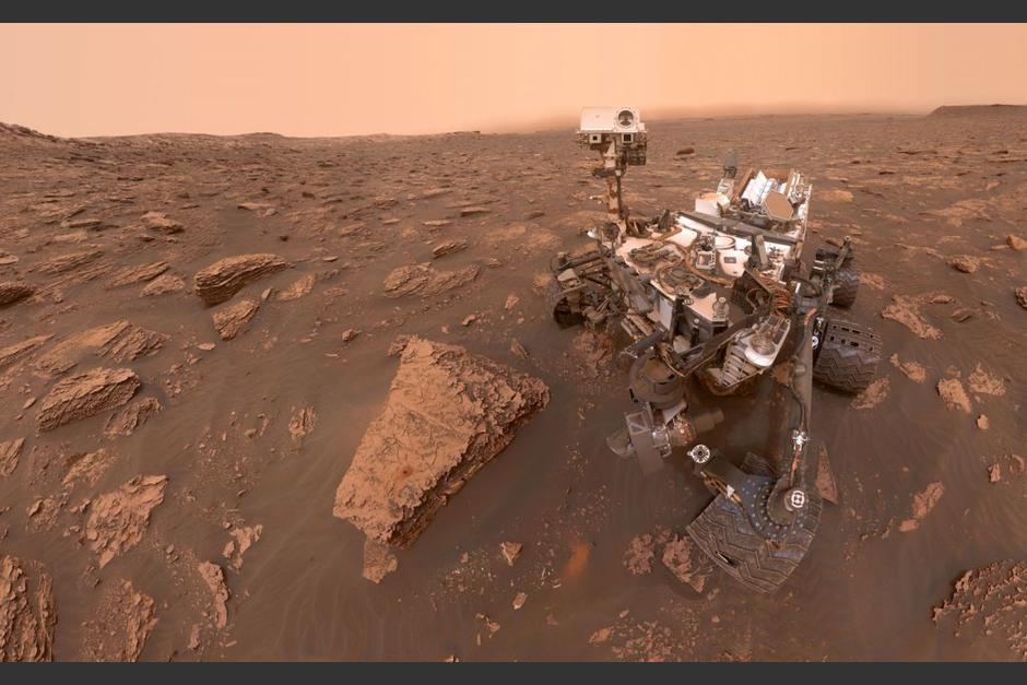 Los científicos consideran que existe una gran cadena de lagos salados bajo la superficie del planeta rojo. (Foto: Cadena SER)