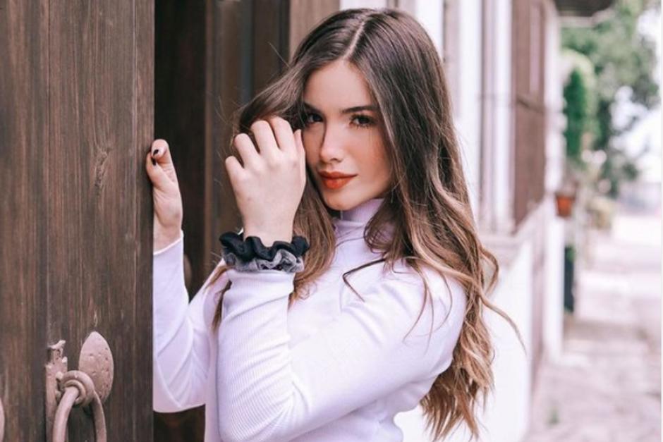 Katy Zaragoza es la novia del&nbsp;cantante regional mexicano Alann Mora. (Foto: Instagram)