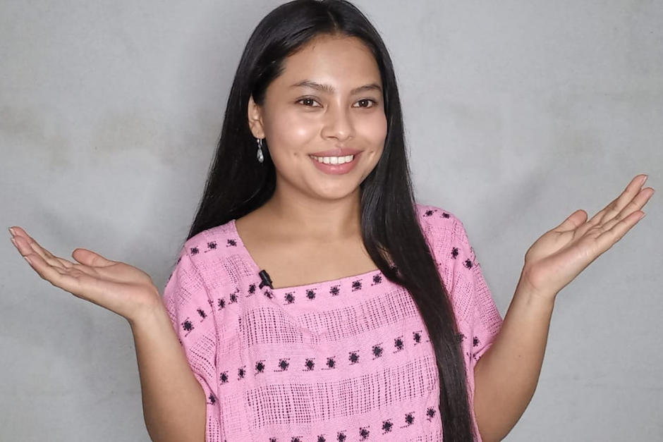 Edna Figueroa ense&ntilde;a Q'eqchi' a atrav&eacute;s de Facebook. (Foto: Cortes&iacute;a Edna Figueroa)