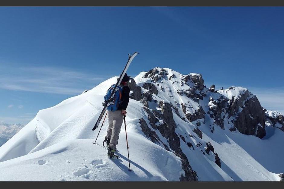 El hombre pens&oacute; que era una gran idea cruzar la frontera entre Noruega y Suecia esquiando por las monta&ntilde;as. (Foto: Pixabay)