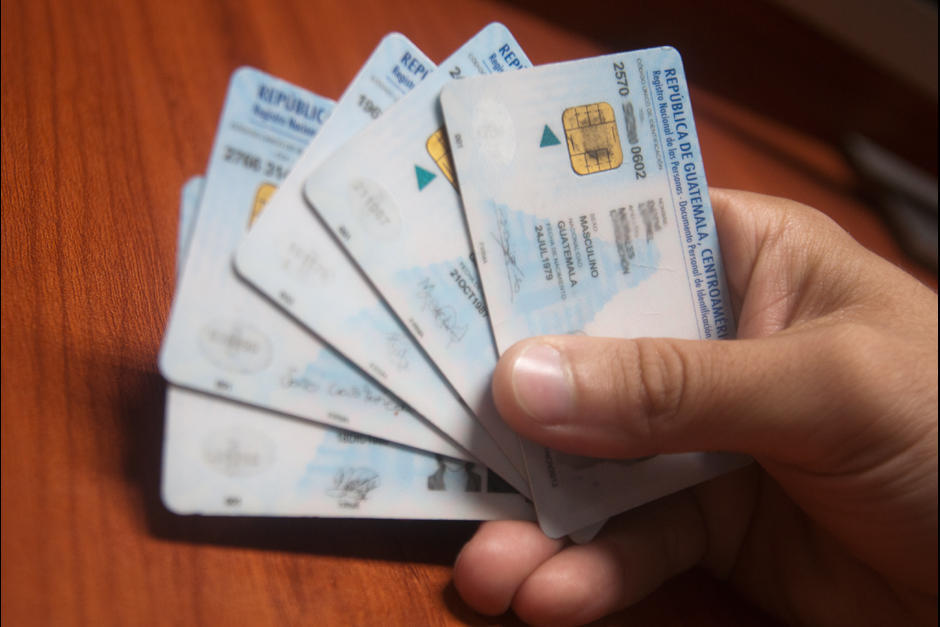 Antes de este cambio, los trámites en línea del Renap solo podían hacerse con tarjeta de crédito o débito. (Foto: Archivo/Soy502)