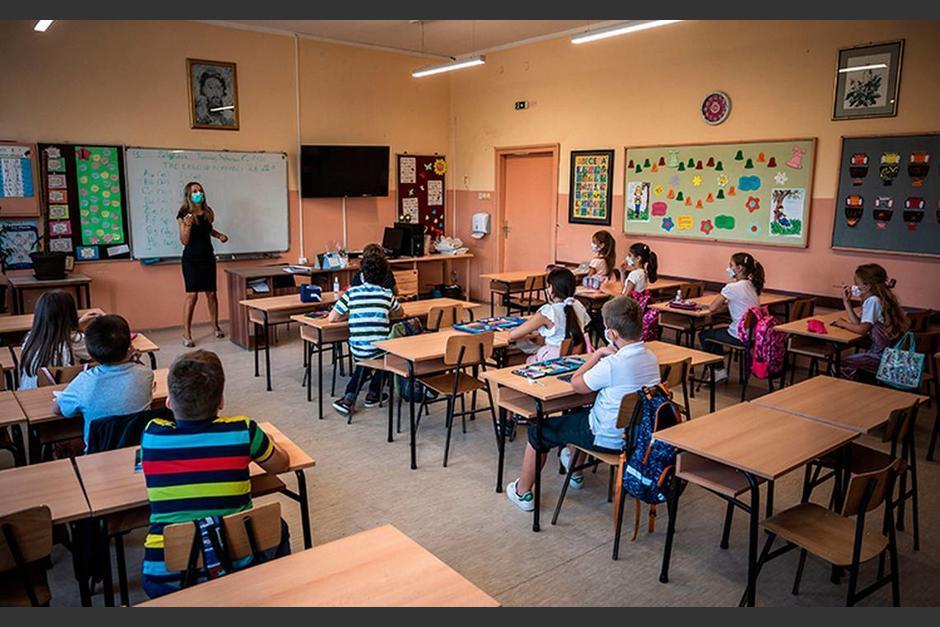 Las clases presenciales fueron limitadas en alerta naranja y roja debido a un incremento de casos del Covid-19. (Foto: Archivo/Soy502)