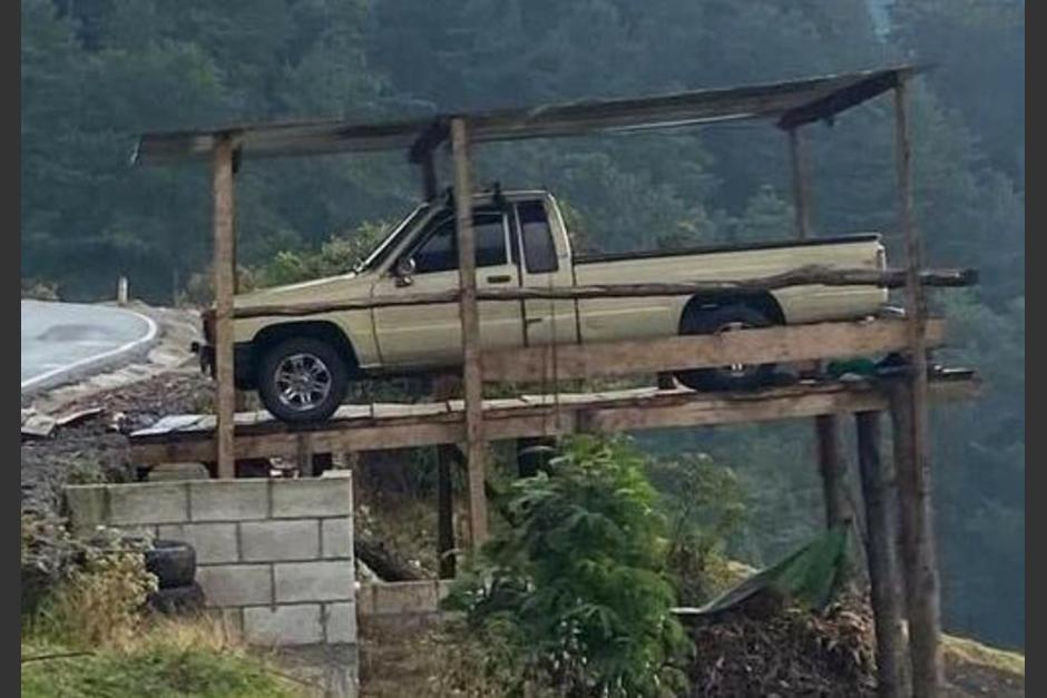 Algunos usuarios aplauden al due&ntilde;o de este estacionamiento por no ser un obst&aacute;culo en la ruta. (Foto: Rolando V&aacute;squez/Noti Toto)