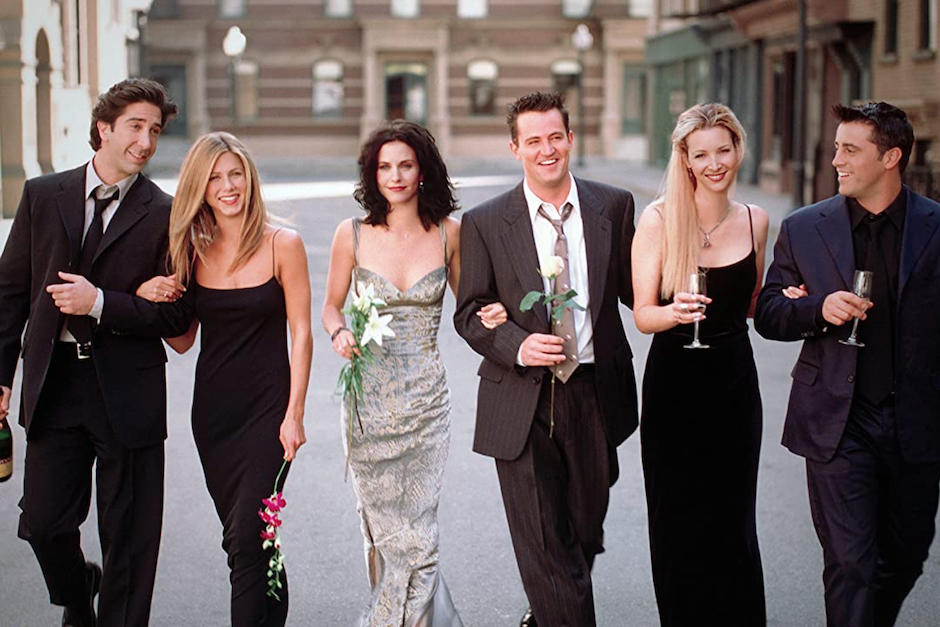 Matthew Perry filtró la primera foto del set. (Foto: Friends)