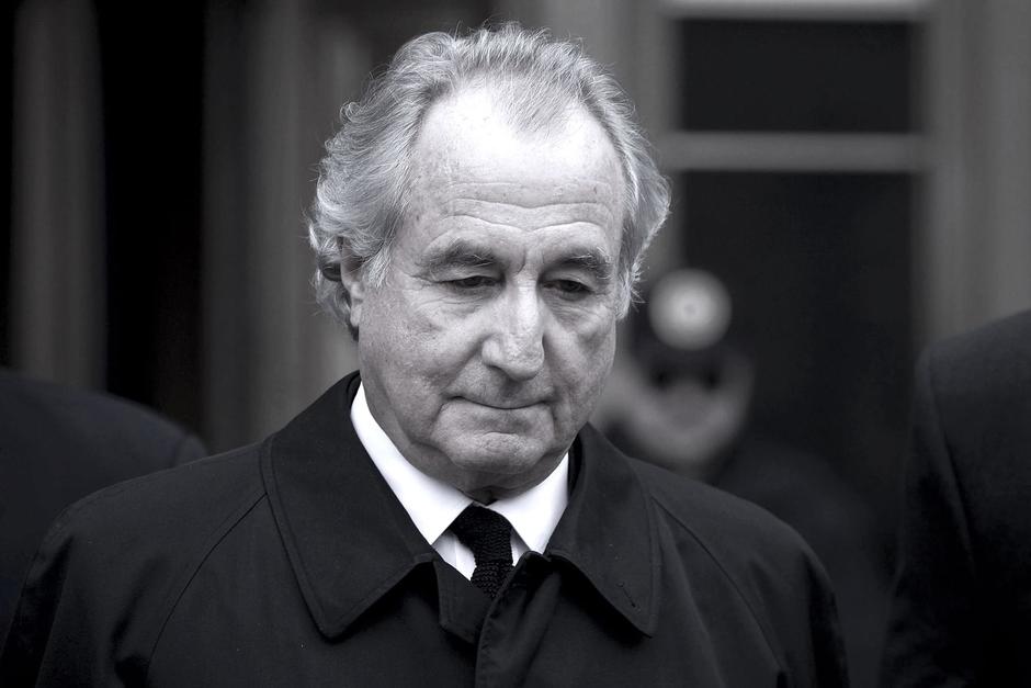 Bernie Madoff revel&oacute; a sus hijos lo que hab&iacute;a hecho y fue su familia que lo entreg&oacute; a la justicia. (Foto: Archivo/AFP)