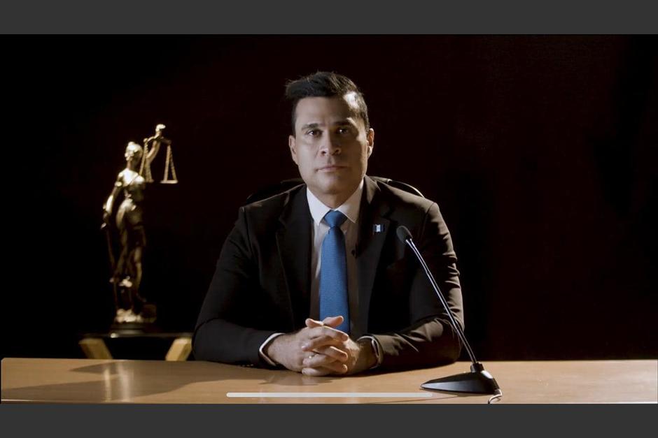 En un video publicado en redes sociales, Neto Bran recre&oacute; un informe entregado a un juez. (Foto: Captura pantalla)&nbsp;