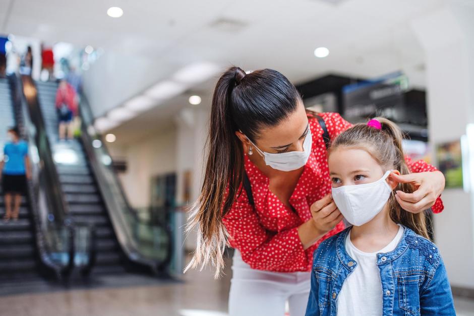 El Ministerio de Salud emitió restricciones de horario para mercados, supermercados y centros comerciales, además redujo el aforo a un 25% de ocupación en estos lugares. (Foto: Ilustrativa/Shutterstock)