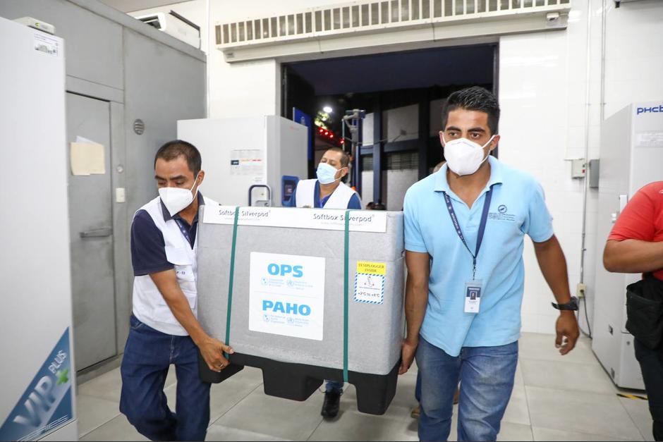 El Salvador ha recibido el doble de la cantidad de vacunas que Guatemala a través del mecanismo Covax. (Foto: Gobierno de El Salvador)