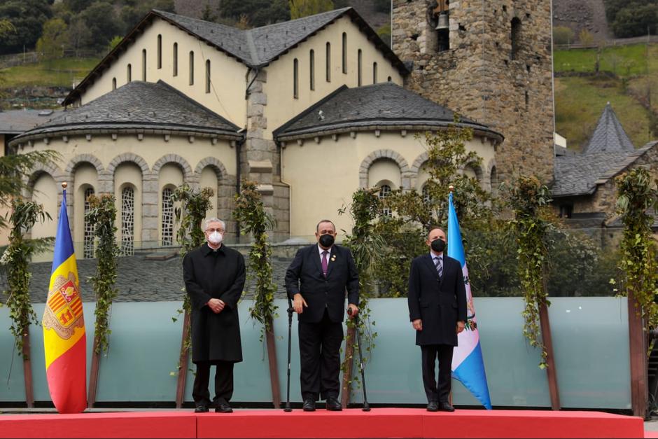 El presidente Alejandro Giammattei participa en la XXVVII Cumbre Iberoamericana que se desarrolla en Espa&ntilde;a. (Foto: Presidencia)