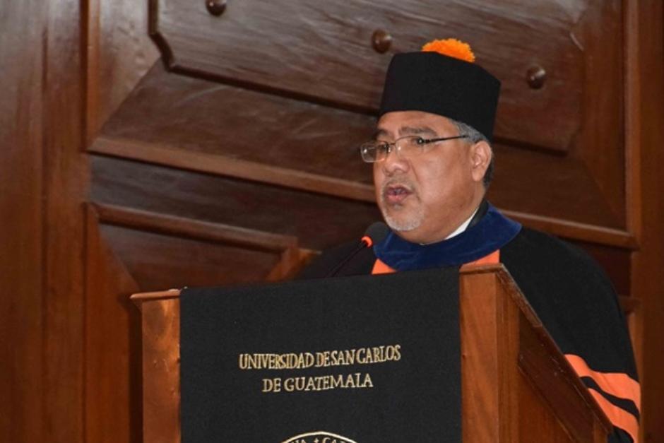 El decano de la Facultad de Ciencias Económicas termina su gestión en 2023. (Foto: Facebook)