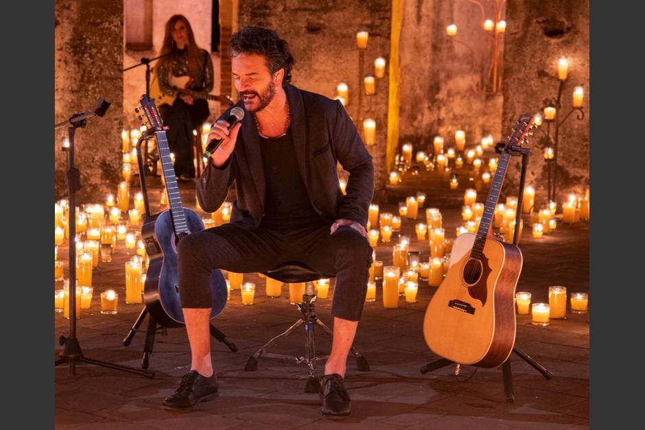 El cantautor guatemalteco Ricardo Arjona se vio obligado a bajar la reedici&oacute;n del video "Mi Pa&iacute;s" luego que el Inguat exigiera cr&eacute;ditos. (Foto: Twitter/Arjona)