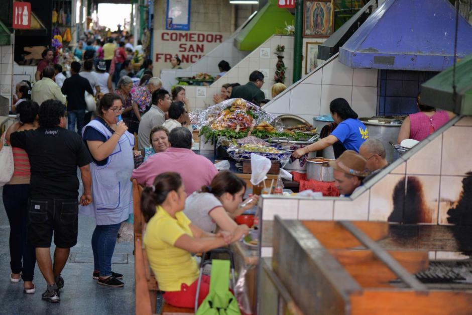 Comensales podrán consumir alimentos en los comedores del Mercado Central. (Foto: Archivo/Soy502)