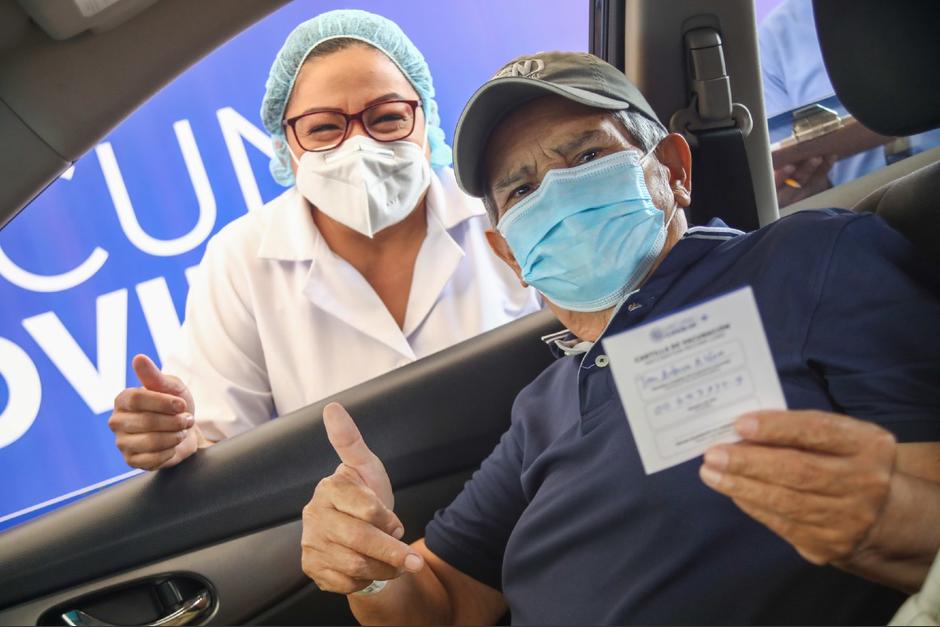 El Salvador inauguró este miércoles tres centros de autoservicio para la vacunación. (Foto: Presidencia El Salvador)&nbsp;