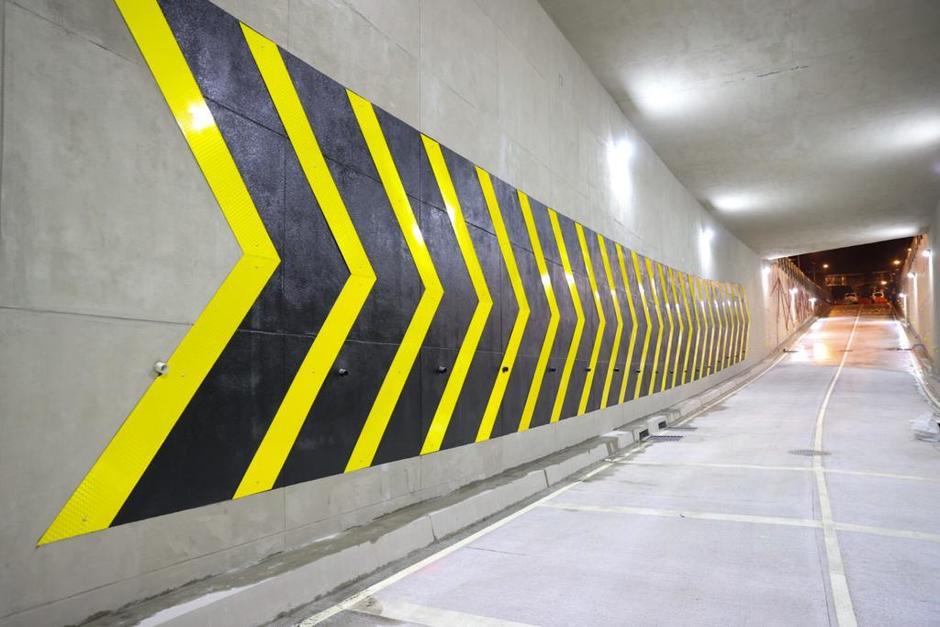 El viaducto tuvo una inversi&oacute;n de Q14,500,000 y con &eacute;l se elimina un sem&aacute;foro m&aacute;s sobre la calzada Atasio Tzul. (Foto: Muni Guate)