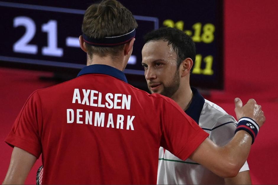 El danés reconoció el esfuerzo de Kevin Cordón durante el encuentro en semifinales de los Juegos Olímpicos. (Foto: AFP)