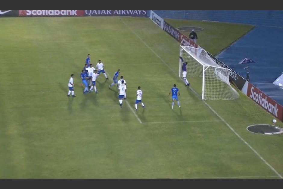 Juan David Osorio marc&oacute; el hist&oacute;rico gol para el cuadro luciano. (Captura Video)