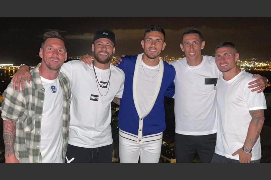 La foto de Messi junto a otros jugadores del PSG ilusiona a la afici&oacute;n parisina. (Foto: Instagram/Neymar)