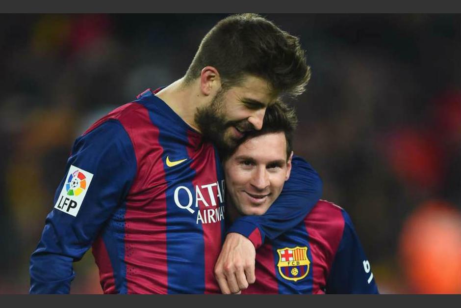 El defensa y uno de los capitanes del Barcelona se despidió así del 10. (Foto: AfP)&nbsp;