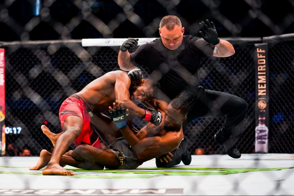 Manel Kape venci&oacute; a Ode Osbourne este fin de semana en una de las mejores peleas de la velada en la UFC. (Foto: AFP)