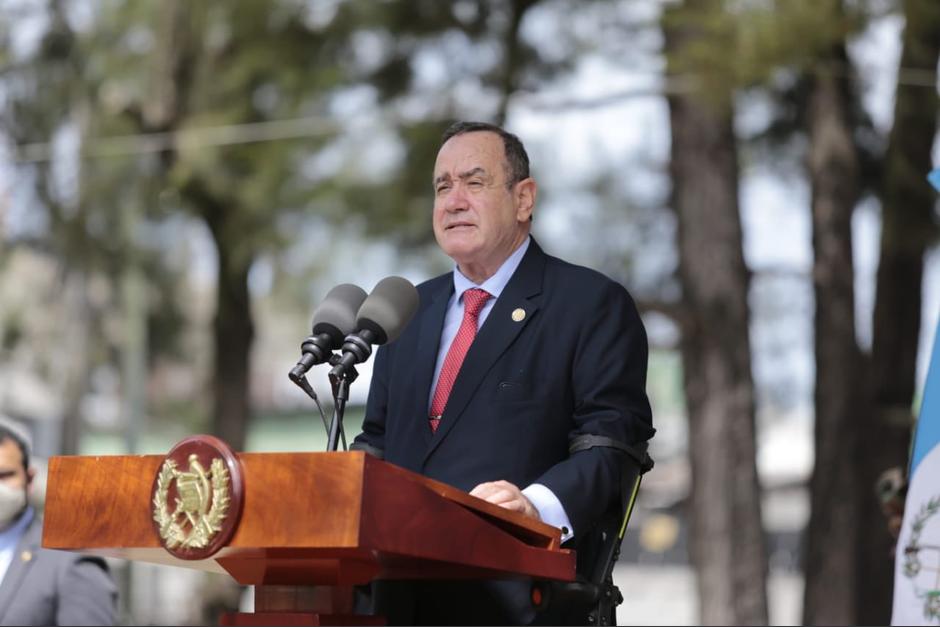 El presidente Alejandro Giammattei anunció nuevas medidas de prevención para evitar el contagio de Covid-19. (Foto: MinGob)