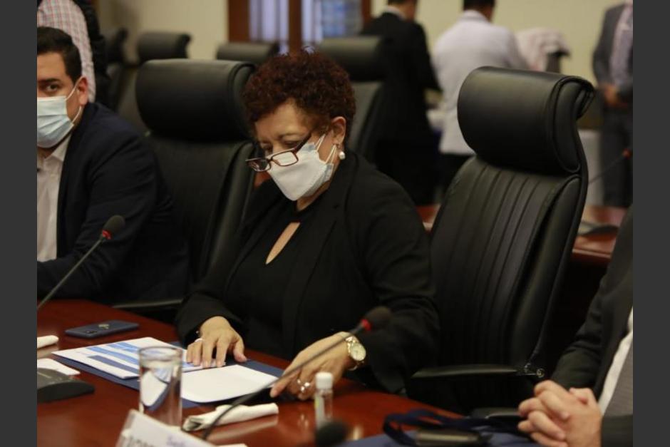 La ministra de Salud, Amelia Flores, explic&oacute; en Consejo de Ministros la situaci&oacute;n del Covid-19 en Guatemala. (Foto: Presidencia)
