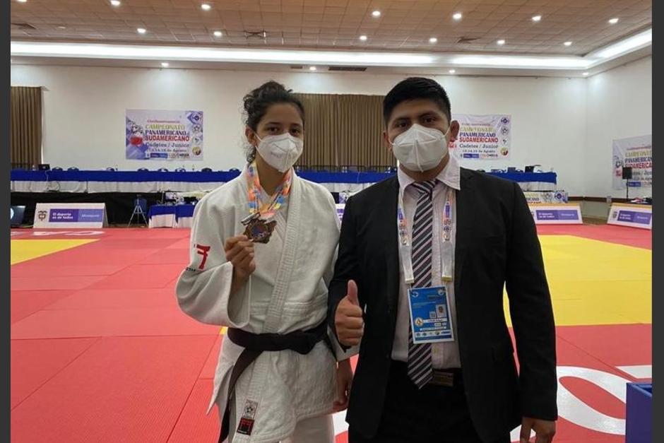 Sheily L&oacute;pez gan&oacute;&nbsp;medalla de bronce en el Campeonato Panamericano Cadetes y Juvenil de realizado en Colombia. (Foto: CDAG)