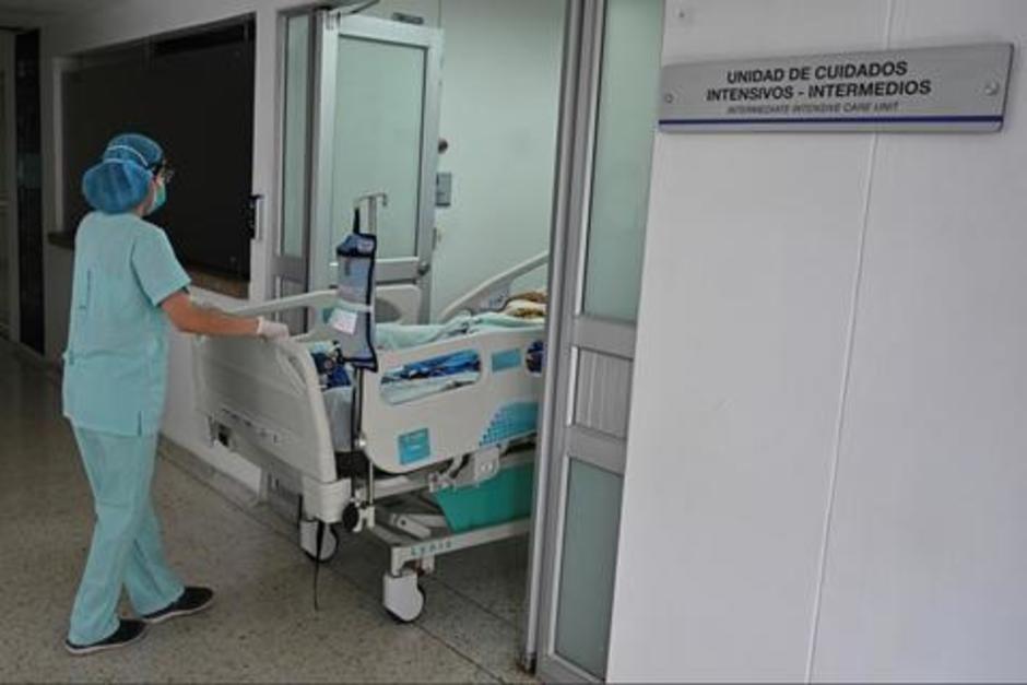 La red hospitalaria de Guatemala se encuentra desbordada con &iacute;ndices del 200% de su capacidad. (Foto: archivo/Soy502)