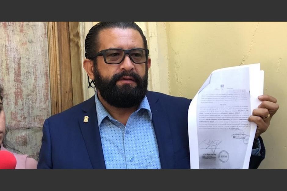 El abogado Otto G&oacute;mez ha sido se&ntilde;alado de interceptar y amenazar de muerte a un civil que no le dio v&iacute;a. (Foto: Archivo/Soy502)