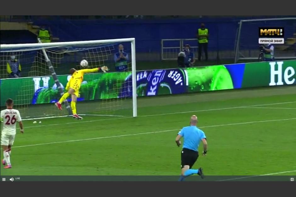 El capitán del Mónaco desvió la pelota que se coló en su propia portería. (Captura Video)