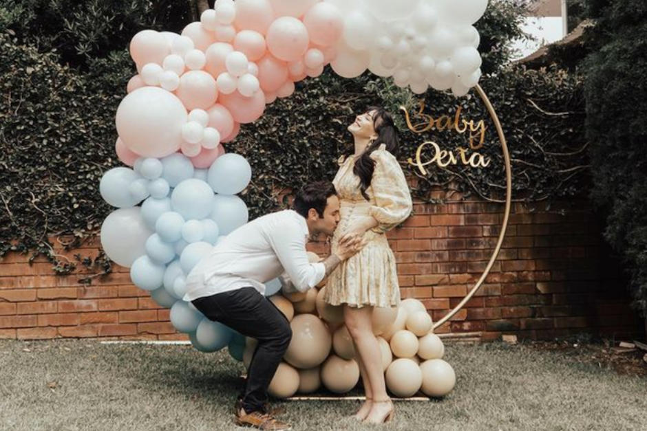 As&iacute; revel&oacute; el sexo de su beb&eacute; Carlos Pe&ntilde;a. (Foto: Instagram)