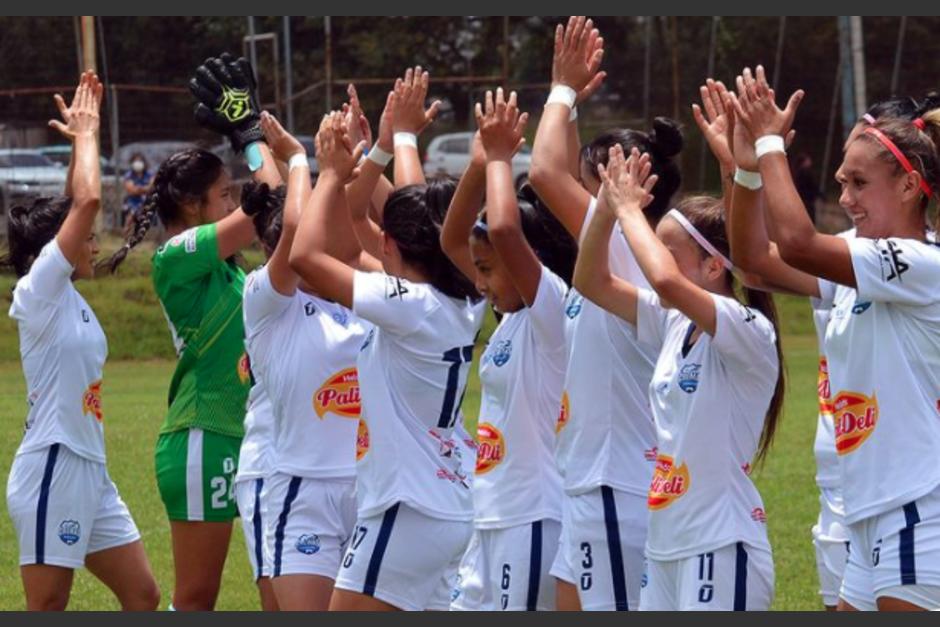 El f&uacute;tbol femenino atraviesa varios riesgos y deficiencias en su desarrollo. (Foto: Cremas Femenino)