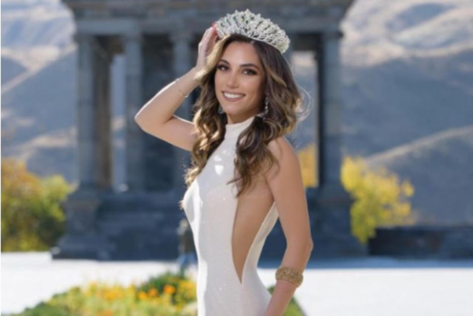 Miss Armenia tuvo un incidente en pleno show, perdió su tacón en su presentación en traje de baño. (Foto: Oficial)