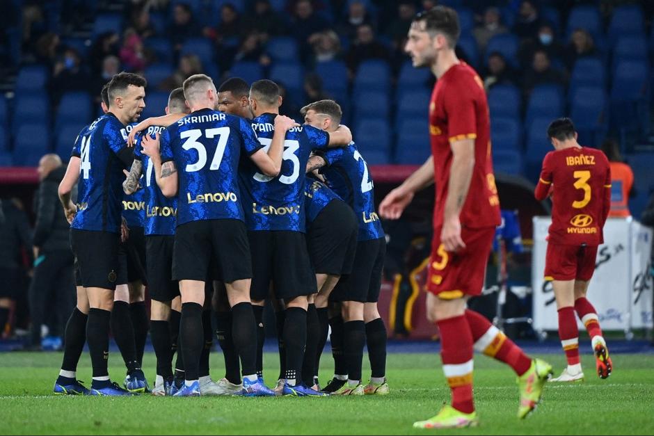El Inter goleó a la Roma dirigida por Mourinho. (Foto: AFP)