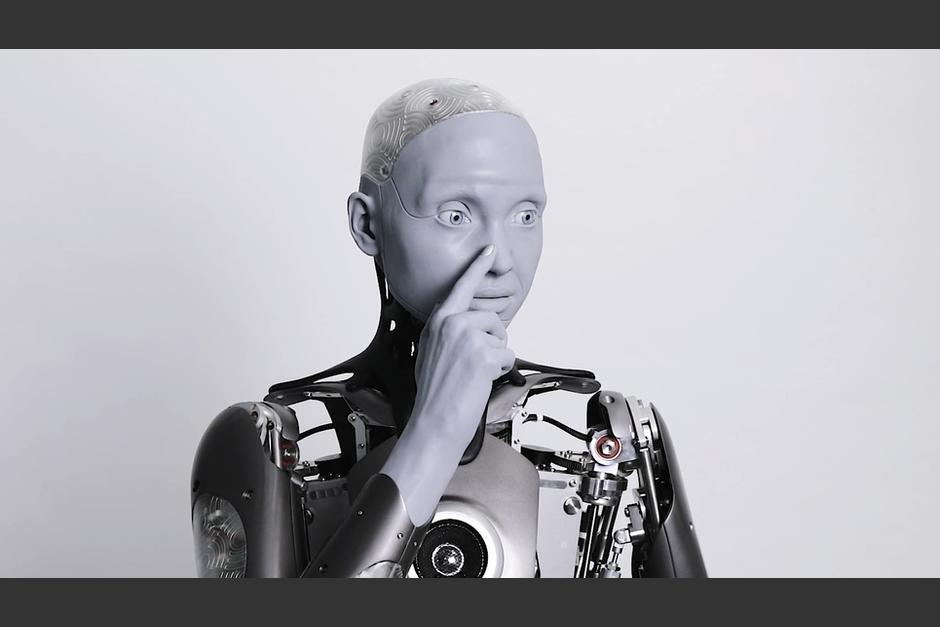 El&nbsp;robot es capaz de imitar gestos humanos con una precisi&oacute;n perturbadora precisi&oacute;n. (Foto: Engineered Arts)