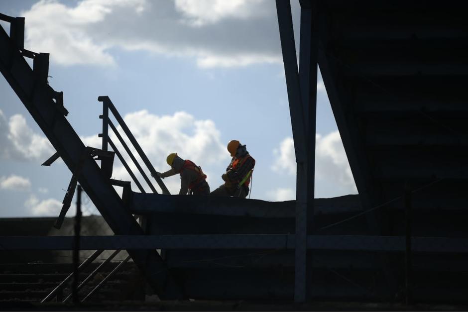 Se iniciaron los trabajos de demolición del Estadio del Ejército. (Foto: Wilder López/Soy502)