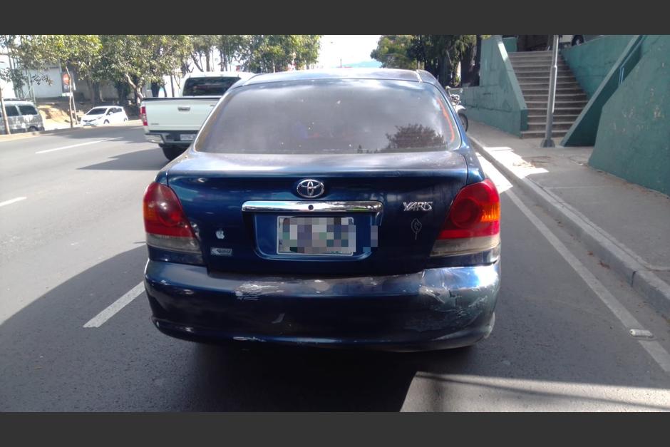 El conductor de un veh&iacute;culo fue detenido, llevado a una zona segura donde descansar&aacute; hasta recuperarse. El caso qued&oacute; bajo responsabilidad de la PNC. (Foto: Am&iacute;lcar Montejo)