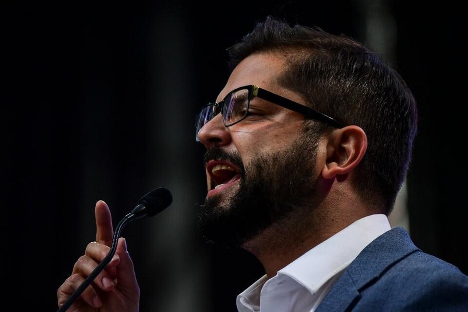 Gabriel Boric se lleva la victoria en las elecciones presidenciales de Chile. (Foto: AFP)