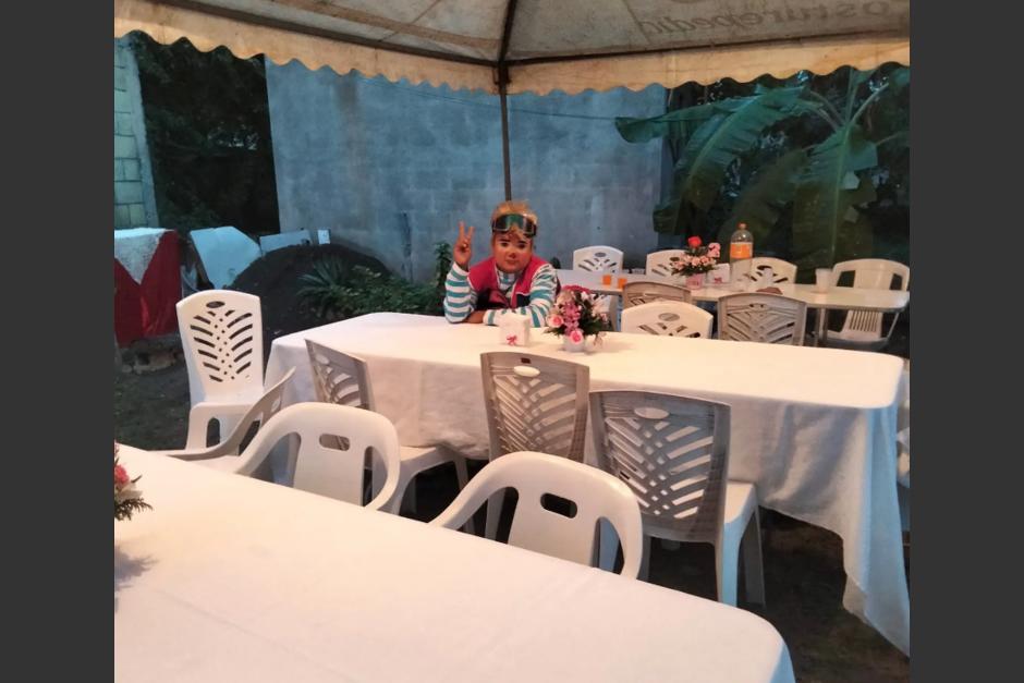 Invitados a fiesta infantil en México no asisten y payasito convoca a otras personas para que asistan a la celebración. (Foto: Instagram)