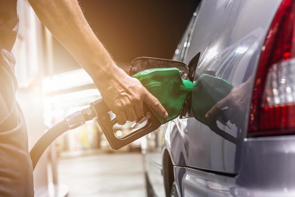 Guatemaltecos reportaron en redes sociales un nuevo incremento en los precios de los combustibles. (Foto ilustrativa: Shutterstock)