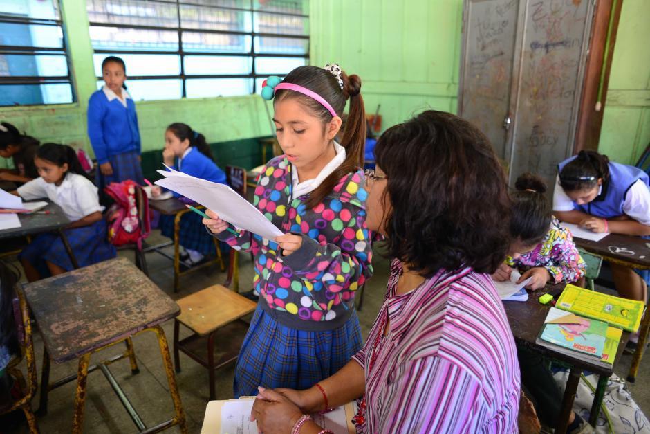 Padres de estudiantes deber&aacute;n participar en talleres para garantizar el regreso seguro a clases. (Foto ilustrativa: Archivo/Soy502)