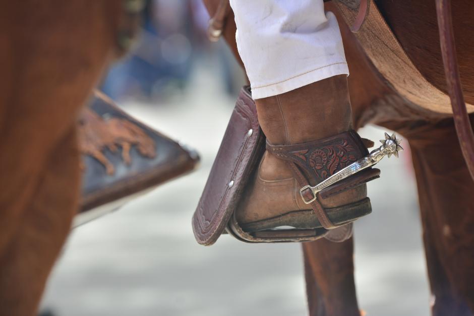 La PNC intervino en uno de los desfiles y dialog&oacute; con los organizadores para cancelar la actividad. (Foto: Archivo/Soy502)&nbsp;