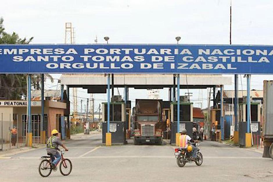 La Asociación de Gestores paralizó labores desde este lunes 11 de enero en la aduana de Santo Tomás de Castilla. (Foto: Archivo/Soy502)